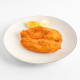 Pohano pileće meso s pire krumpirom i dodatkom