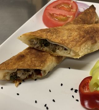 Баница с Телешка кайма (1бр)