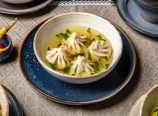 Bulion cu mini khinkali