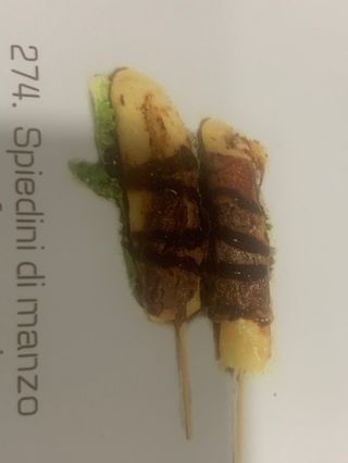 274.Spiedini di manzo con formaggio