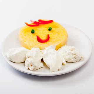 Mamaliguta cu branza si smantana