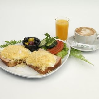 Petit Déjeuner Hollandais