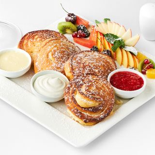 Оладки з яблуками