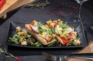  Sandwich cu oua posate