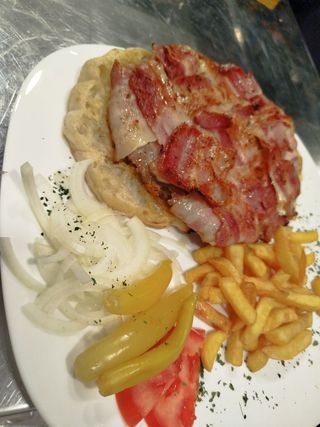 Pljeskavica  Zlatna kašika 400g