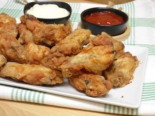 Alitas De Pollo crujientes (6 Pcs)
