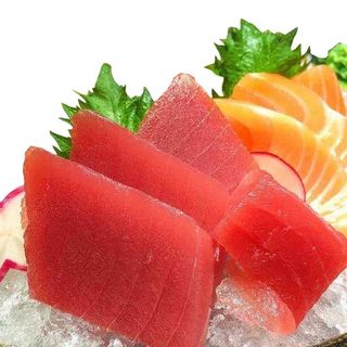 35. Sashimi De Mixto (8 Uds.)