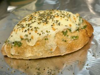 Pan de ajo con mozzarella 