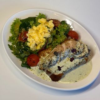 Сніданок з печеною куркою та скремблом (280г)