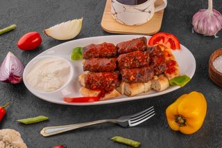 Котлеты с йогуртом и соусом (250 гр.)