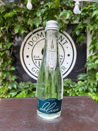 Woda gazowana 0.33 L