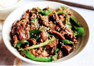 57 Manzo alla piastra con patate