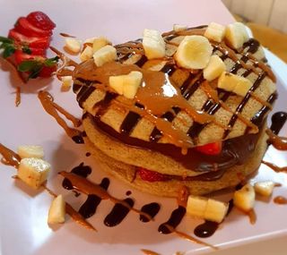 Palačinka proteinska sa kremom i bananama