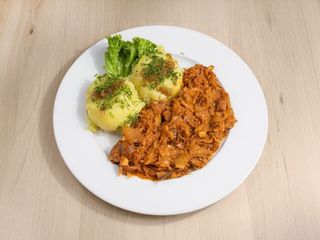 Bigos z ziemniakami