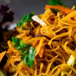 Bún xào rau