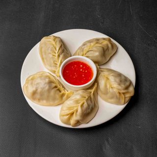 Манты с мясом и тыквой (по сезону)