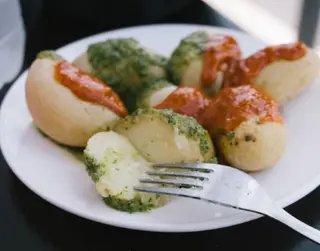 Patatas Con Salsa