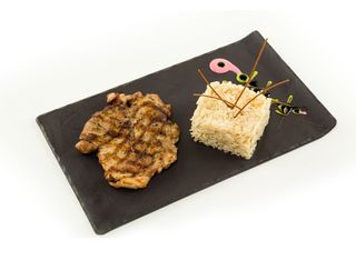 Pulpă de pui dezosată la grătar