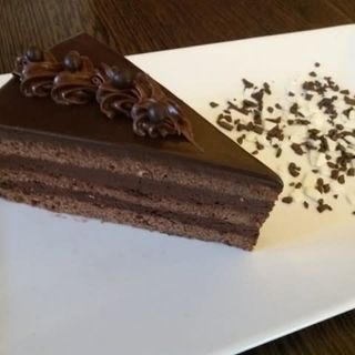 Amerikai csokitorta szelet | tort american cu ciocolată