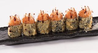 050 - Sake tobiko roll 8 pezzi