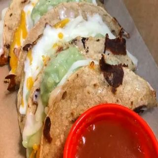 Quesadillas De Queso