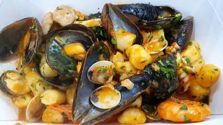 Gnocchi fatti in casa allo scoglio