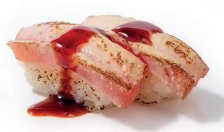 57 Nigiri Tonno scottato