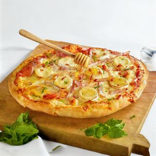 Pizza Portuguesa (Mediana)