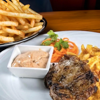 Pulpa dezosata cu legume la gratar