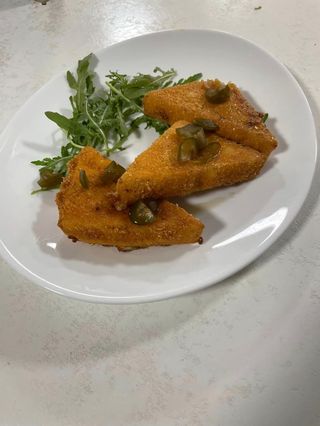 Кашкавал пане на хапки 