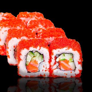 Каліфорнія з лососем в ікрі тобіко (8 шт./235 г)