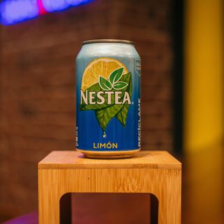 Nestea Té Negro Limón lata 330ml.