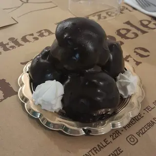 Profiteroles