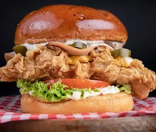 Native Zinger + Frites + Boisson (Coca Cola, Sprite ou Fanta)