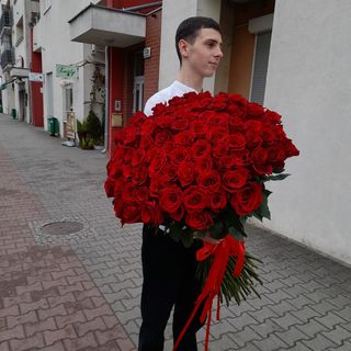 Bukiet -róża czerwona 70-80 cm 25szt