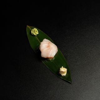  Sashimi White Fish 4 Pcs