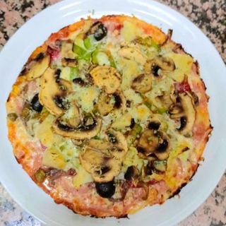 Pizza Amichi (24 cm.)