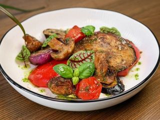 Овочі гриль з грибною пудрою (300g)