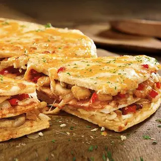 Triple-Deck Chicken Lrg Pizza