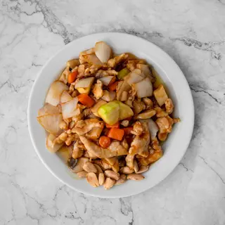 pollo con almendras