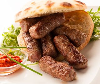 Ćevapi 10 komada sa pomfritom
