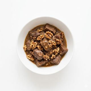Ternera Con Nueces