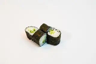 143.Hosomaki de pepino (4 pzs.)