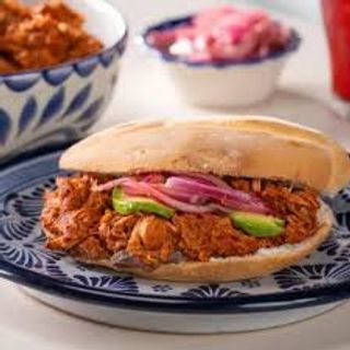Torta Burger De Cochinita