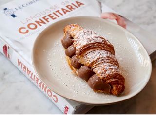 Croissant com Brigadeiro