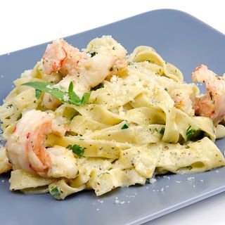 Феттуччини с креветками (300г)