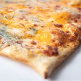 Pizza 4 Quesos (Medio Metro)