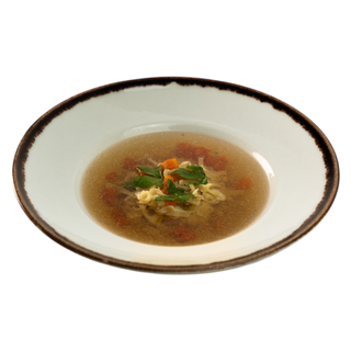 Bulion z kaczki z domowym makaronem