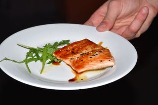 302. Salmone alla piastra