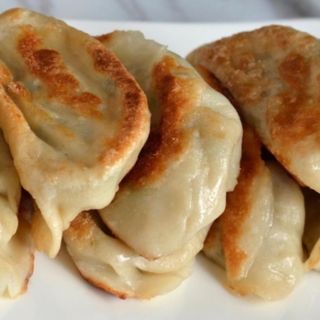 12. Ravioli di maiale alla griglia 5 pezzi